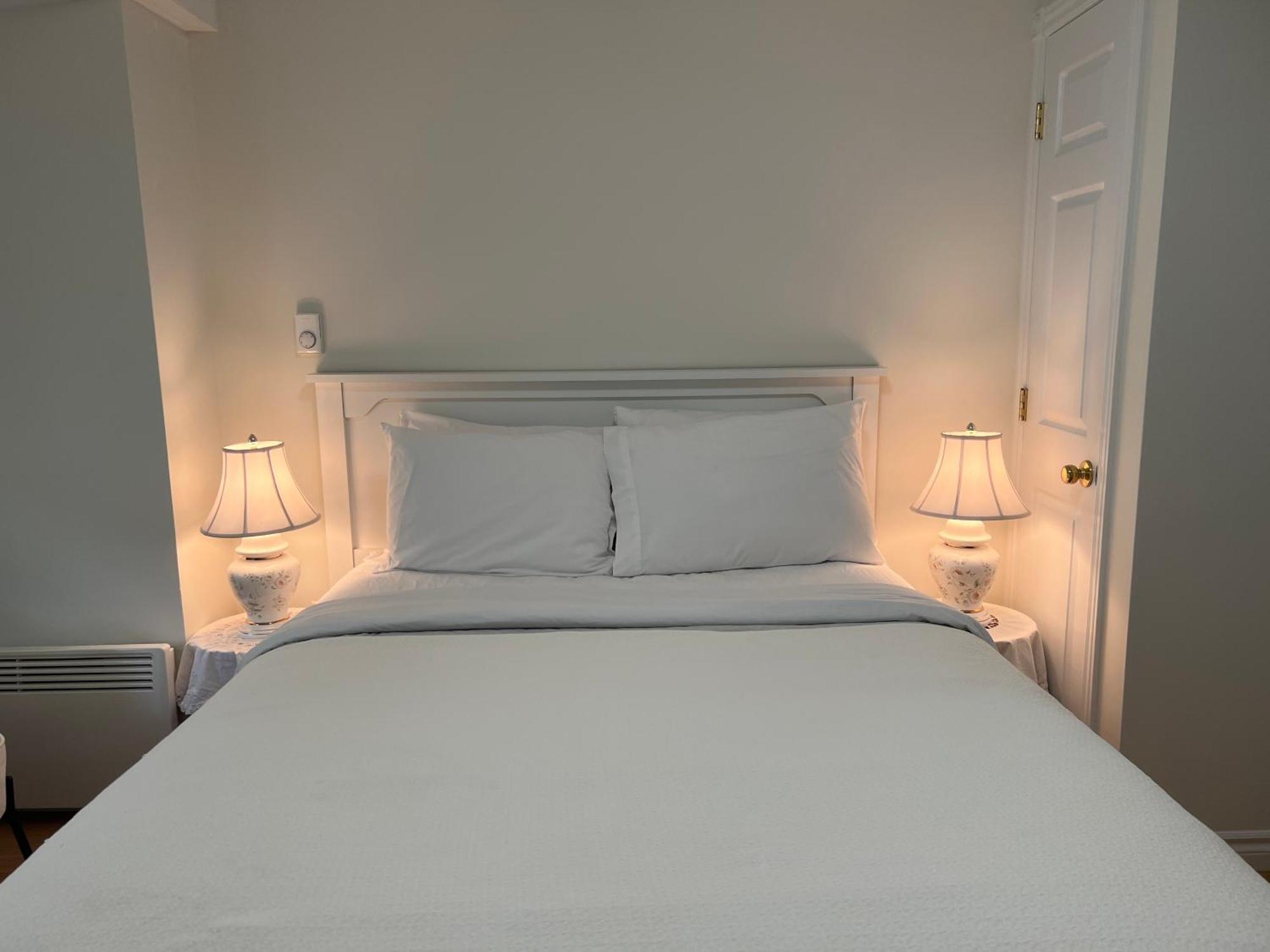 Lee'S Ocean Peek B & B Stratford 外观 照片
