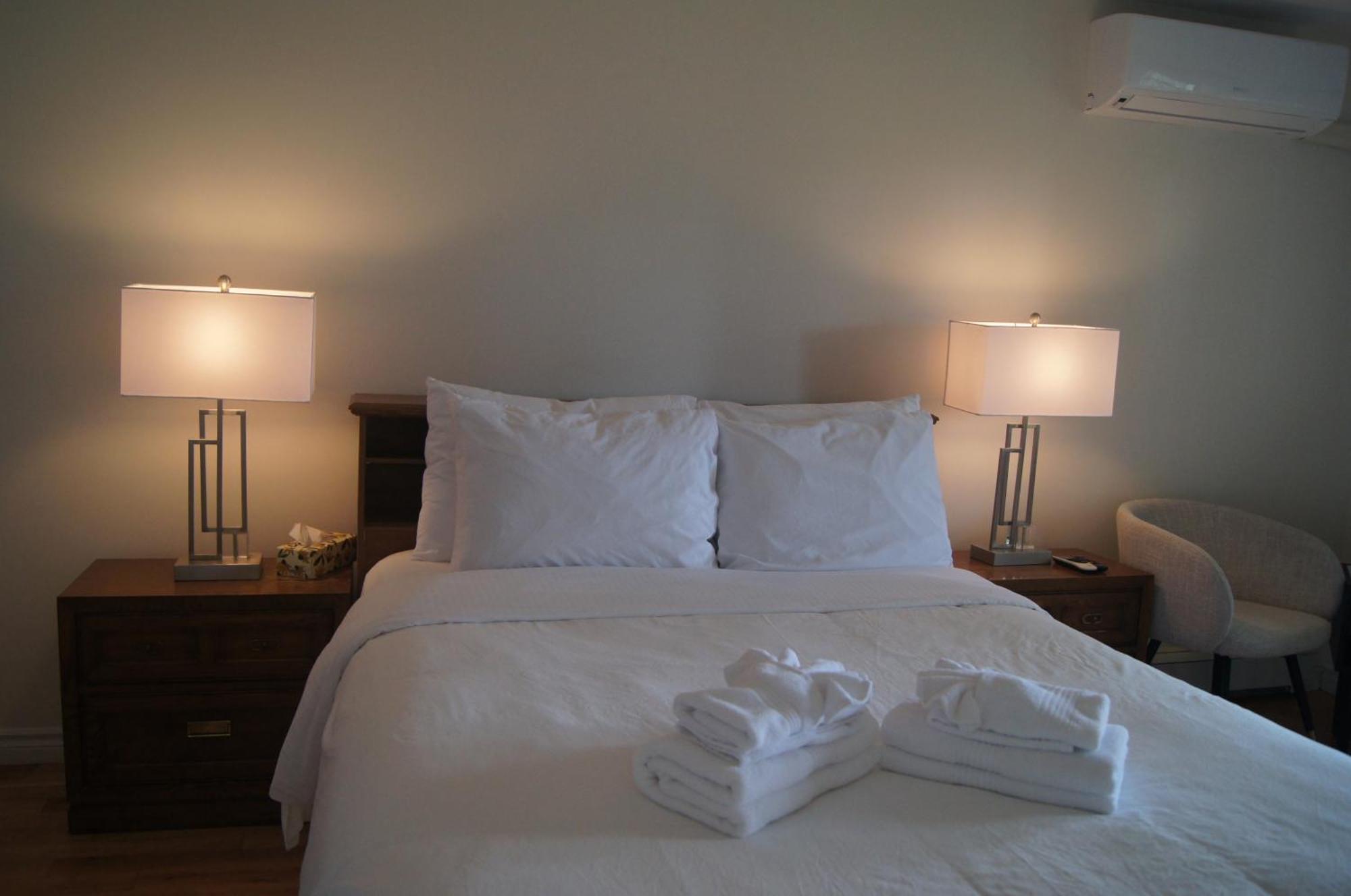 Lee'S Ocean Peek B & B Stratford 外观 照片